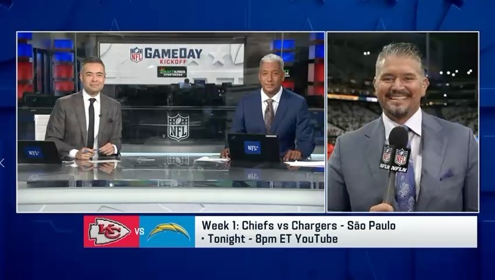 Transmissão do NFL GameDay Kickoff anunciando Chiefs x Chargers em São Paulo